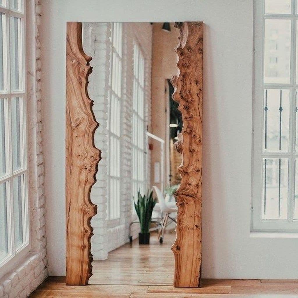 آینه ی چوبی